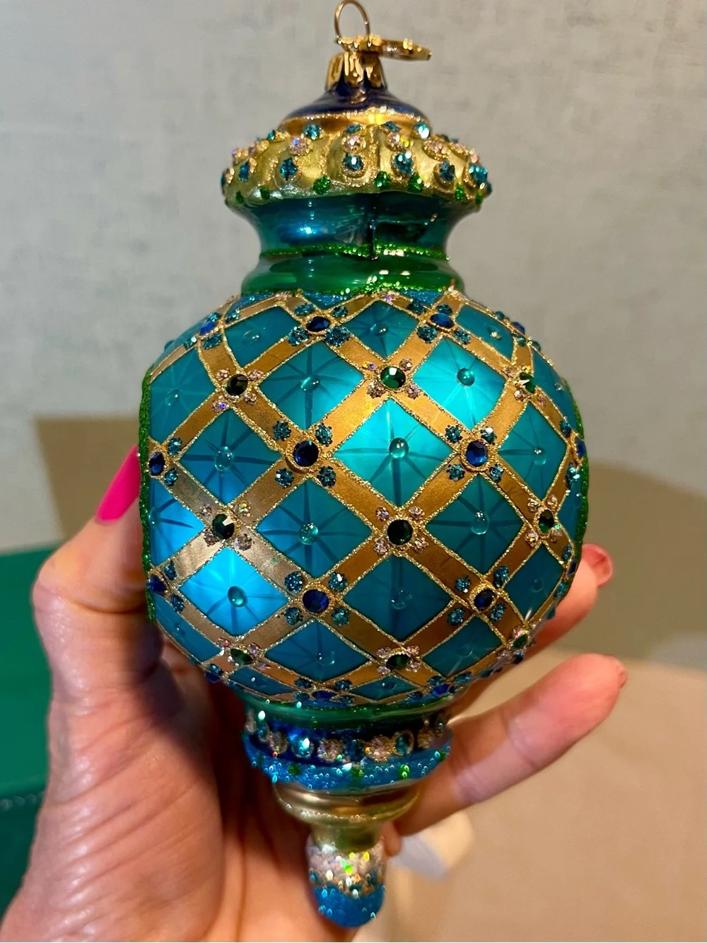 VINTAGE REED & BARTON EUROPEAN HANDCRAFTED Teal & Gold Glass Ornament RARE FIND